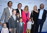 BEVERLY HILLS, CA - MAY 06:  Oliver Hudson, Kurt Russell, Goldie Hawn, Kate Hudson and Wyatt Russell...