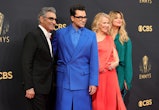 LOS ANGELES, CALIFORNIA - SEPTEMBER 19: (L-R) Eugene Levy, Dan Levy, Catherine O'Hara, and Annie Mur...