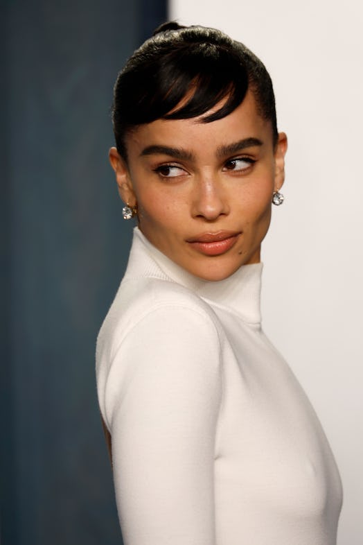 Zoë Kravitz wears baby bangs to the 2022 Vanity Fair Oscar Party.