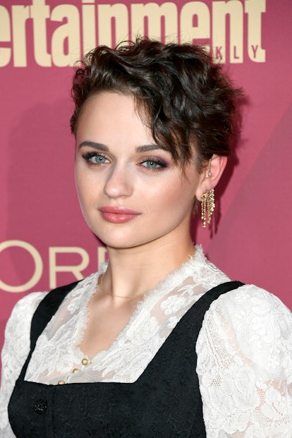 Joey King wears a pixie haircut, one of the biggest winter 2023 haircut trends, to the 2019 Entertai...