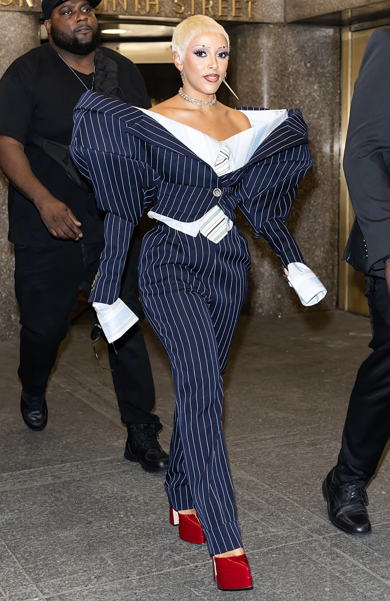 Doja Cat Dominated Street Style This Fashion Month doja-cat-dominated-street-style-this-fashion-month