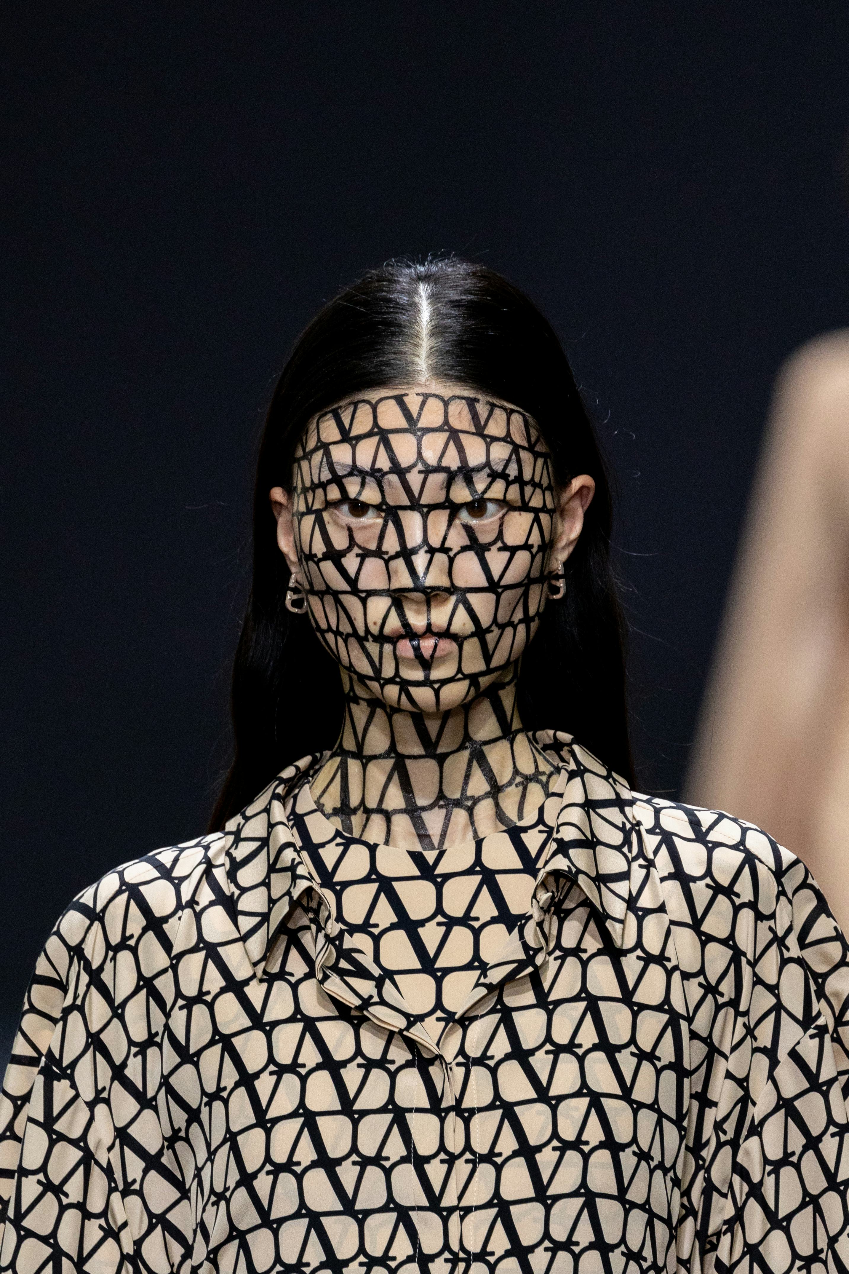 Paris Fashion Week S/S 2023's Chicest Beauty Looks