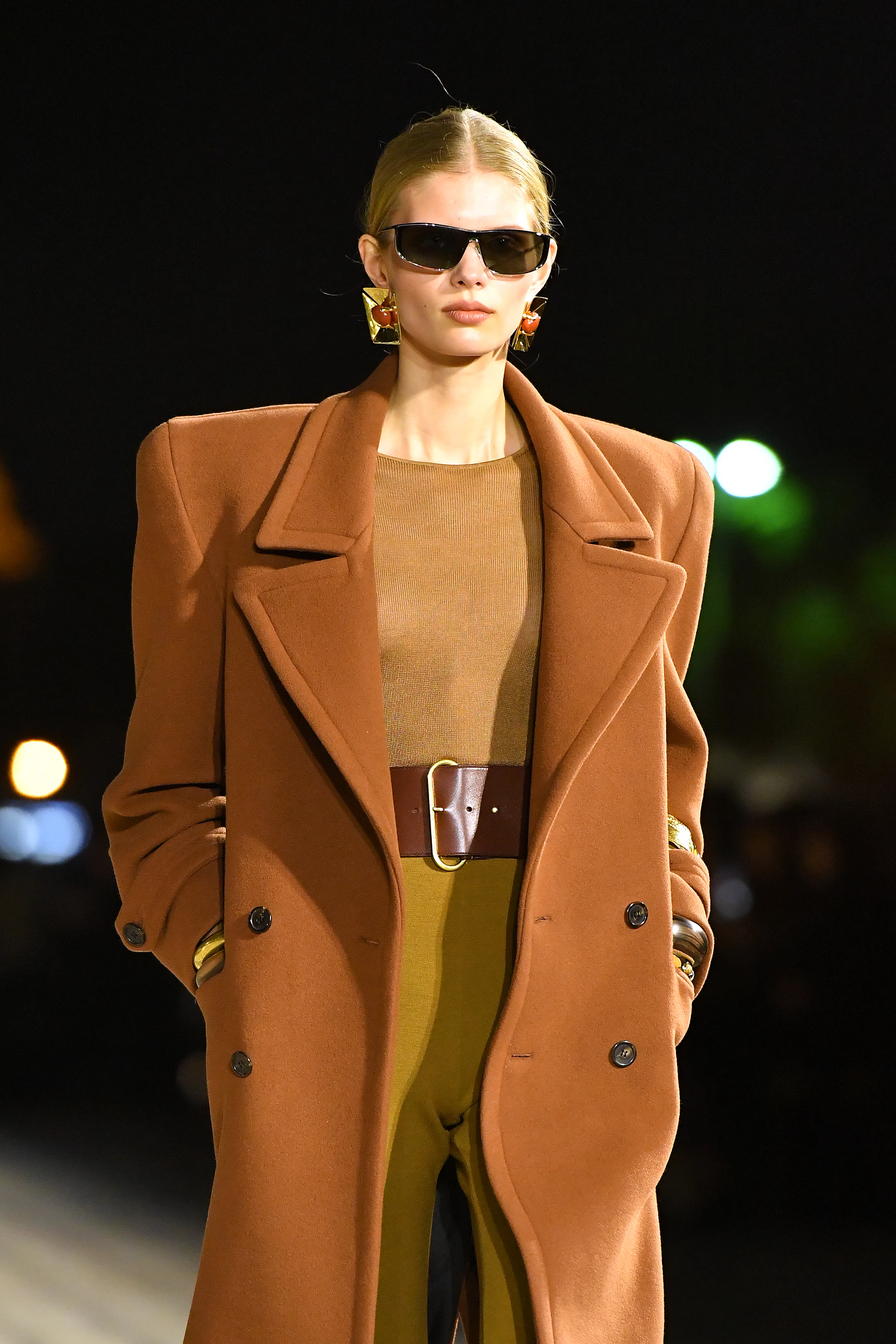 paris-fashion-week-spring-summer-2023-trends-10-defining-styles-to