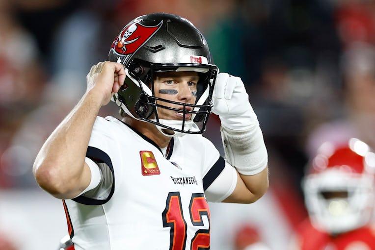 TAMPA, FLORIDA - OCTOBER 02: Tom Brady #12 of the Tampa Bay Buccaneers calls an audible against the ...