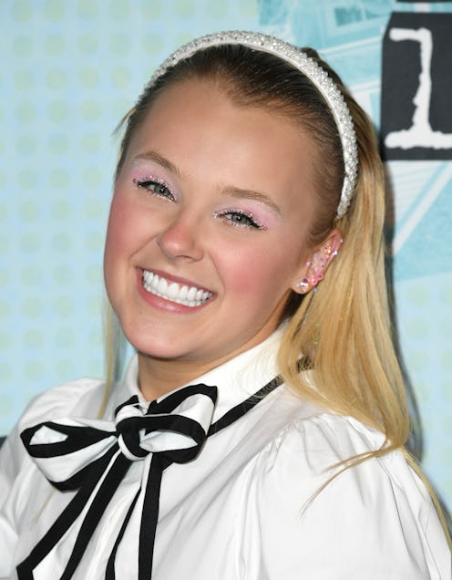 HOLLYWOOD, CALIFORNIA - SEPTEMBER 14: JoJo Siwaattends the Los Angeles Premiere of "Jagged Little Pi...