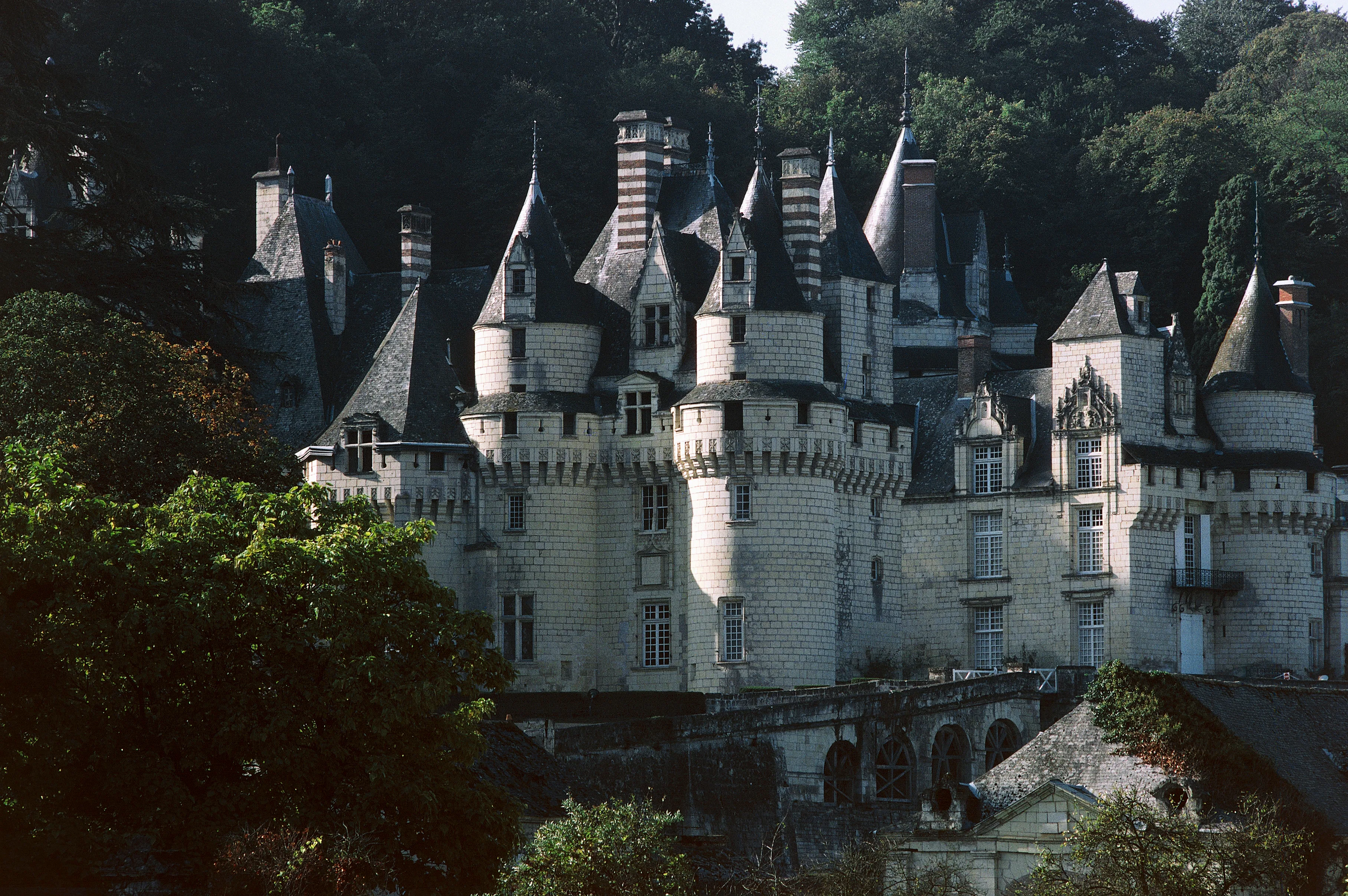 France's Loire Valley Features The Most Romantic Châteaux For A ...