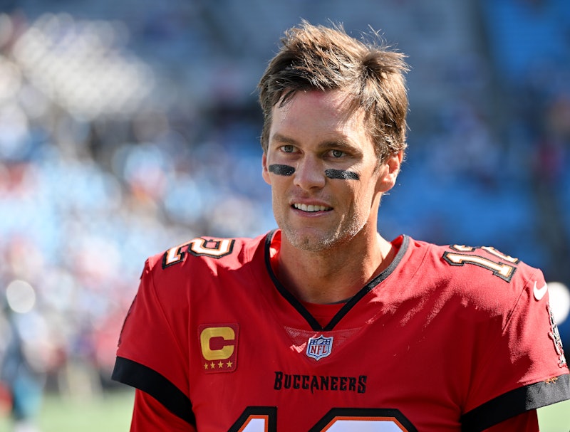 CHARLOTTE, NORTH CAROLINA - OCTOBER 23: Tom Brady #12 of the Tampa Bay Buccaneers warms up before th...