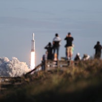 SpaceX Falcon Heavy launches on a secretive U.S. government mission