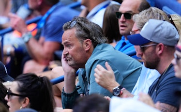 NEW YORK, NEW YORK - SEPTEMBER 10: Matthew Perry attends the 2022 US Open at USTA Billie Jean King N...