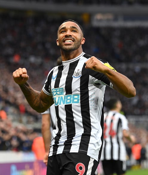 NEWCASTLE UPON TYNE, ENGLAND - OCTOBER 29: Newcastle striker Callum Wilson celebrates after scoring ...