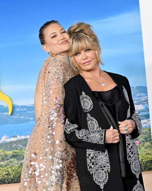 Kate Hudson and Goldie Hawn attend the Premiere of "Glass Onion: A Knives Out Mystery" 