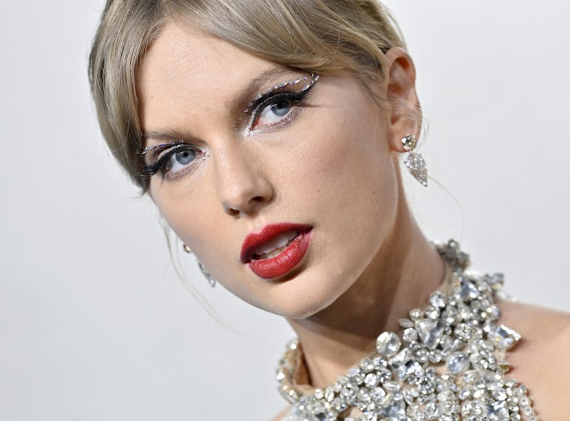 On Thursday, Nov. 17, Ticketmaster announced that the general sale for Taylor Swift's upcoming 'The ...
