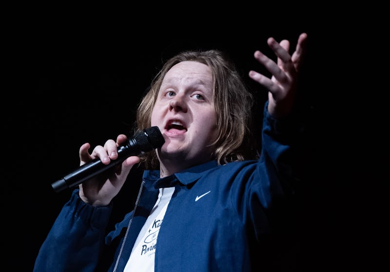 Who Is Lewis Capaldi Dating? The Hilarious Singer Often Jokes About His Love Life On Twitter