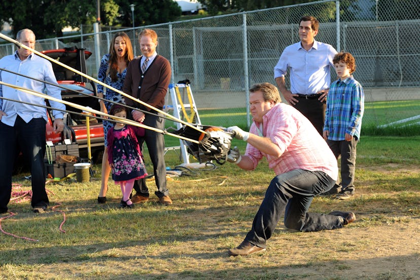 MODERN FAMILY - "Punkin Chunkin" - When an old neighborhood kid returns to town as a hugely successf...
