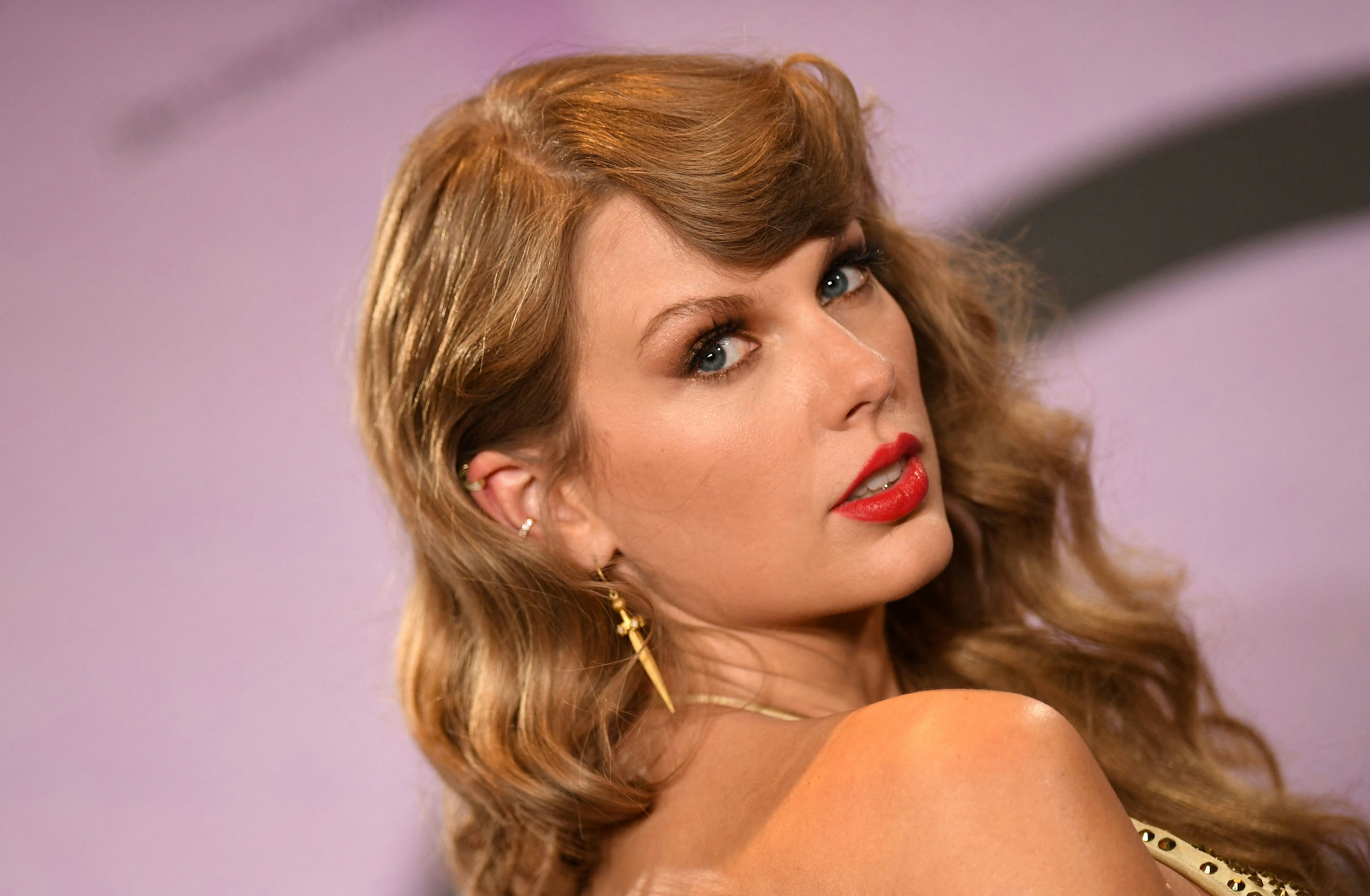 Is Taylor Swift's VIP Eras Tour Package Worth The $899 Price Tag