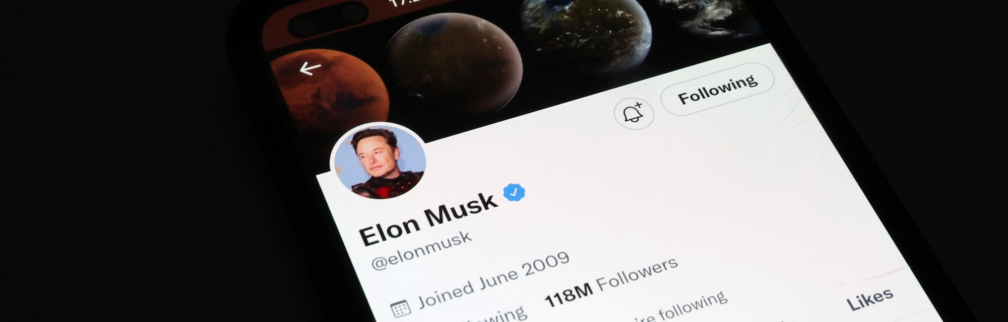 NEWCASTLE-UNDER-LYME, ENGLAND - NOVEMBER 21: The Twitter account of Elon Musk is displayed on a smar...