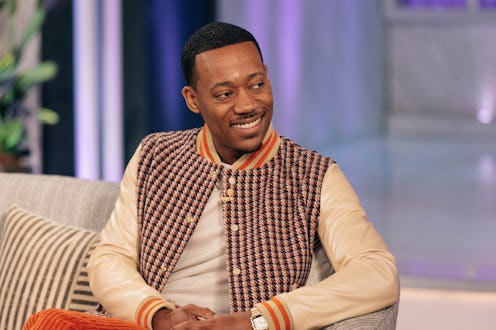 THE KELLY CLARKSON SHOW – Episode J018 – Pictured: Tyler James Williams – (Photo by: Weiss Eubank…