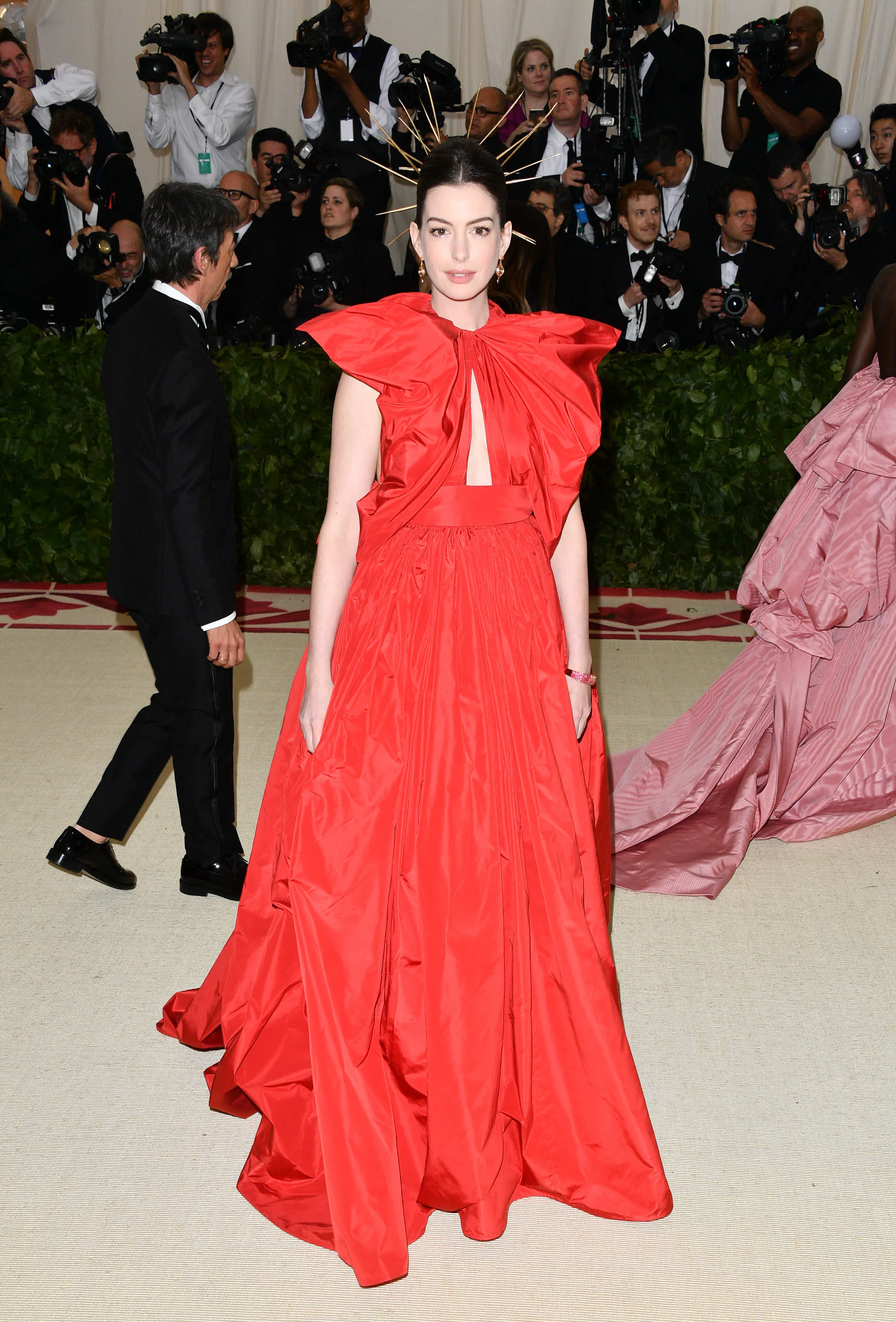 anne hathaway red carpet dresses Anne Hathaway's Style Evolution Through the YearsBest Looks