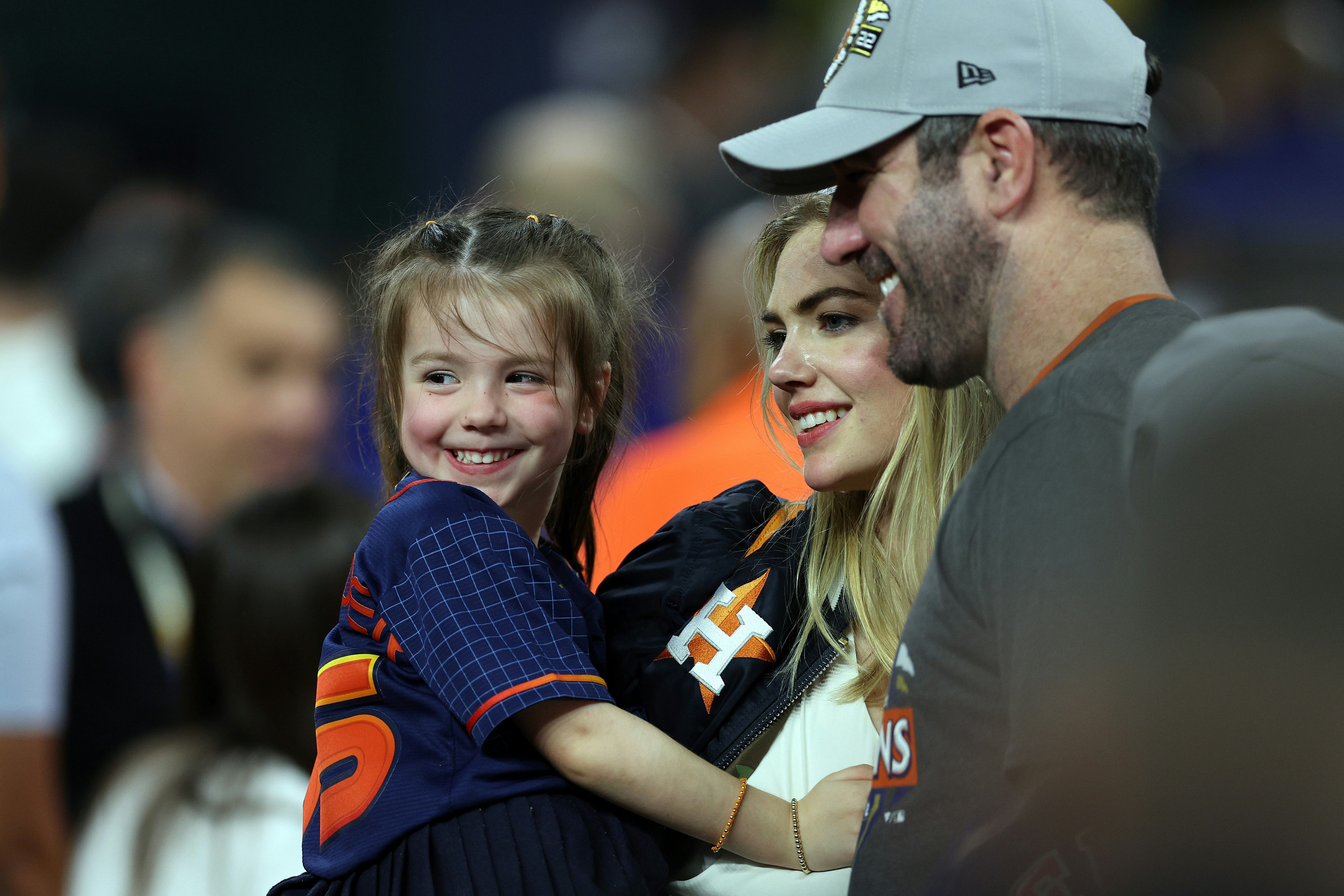 Kate Upton Celebrates Husband Justin Verlander's World Series Win With ...