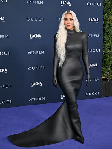 Kim Kardashian เข้าร่วมงาน LACMA Art + Film Gala ประจำปีครั้งที่ 11 