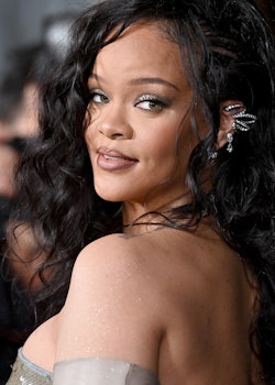 Rihanna's cherishes morning time with her newborn son.