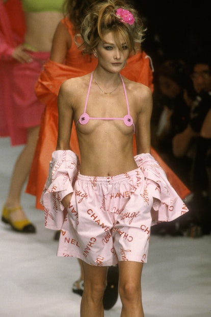 Carla Bruni walking Chanel's Spring/Summer 1996 runway show.
