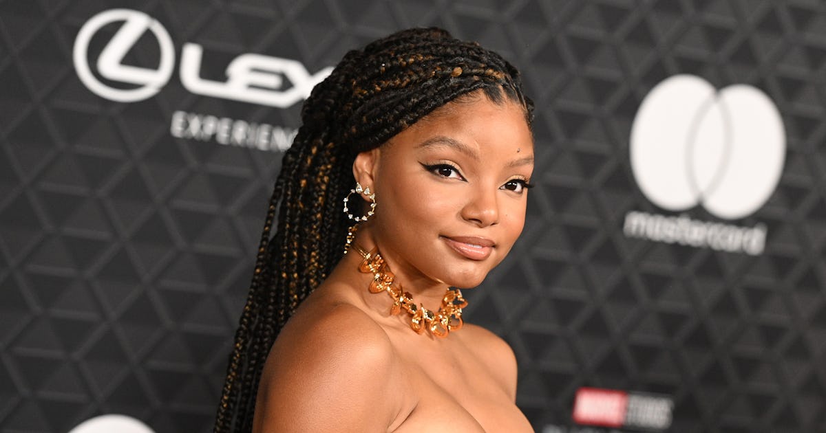 Halle Bailey Shares Touching Note She Got From A Delta Pilot Halle Bailey Shares Touching Note She Got From A Delta Pilot