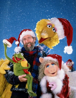 A MUPPET FAMILY CHRISTMAS - DECEMBER 16 - (L-R) Kermit the Frog, Jim Henson, Big Bird, Miss Piggy an...