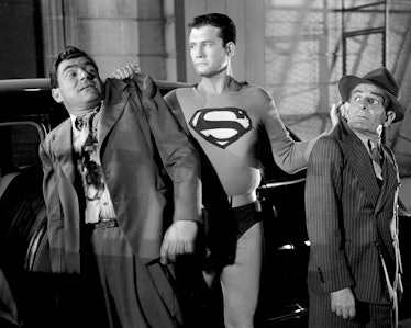 UNITED STATES - FEBRUARY 02:  THE ADVENTURES OF SUPERMAN - (1951-1957) - unknown actor (left) with G...