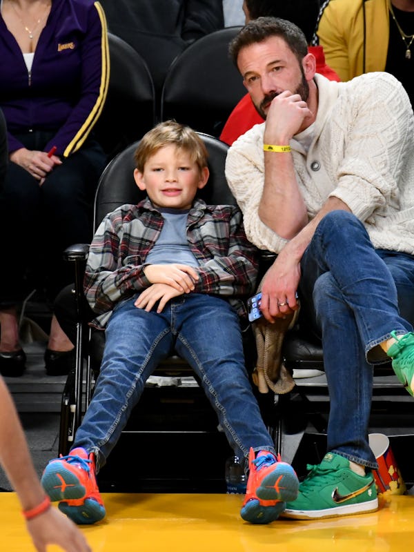 LOS ANGELES, CALIFORNIA - DECEMBER 13: Ben Affleck and his son Samuel Garner Affleck attend a basket...