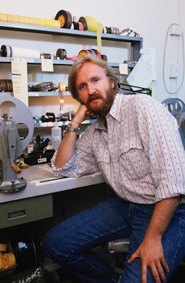 LOS ANGLES, CA - 1989:  Academy Award-winning film director, James Cameron, poses at an editing mach...