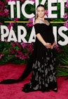 美国女演员比莉·卢德出席《天堂之票》在摄政村西娅的首映式。
