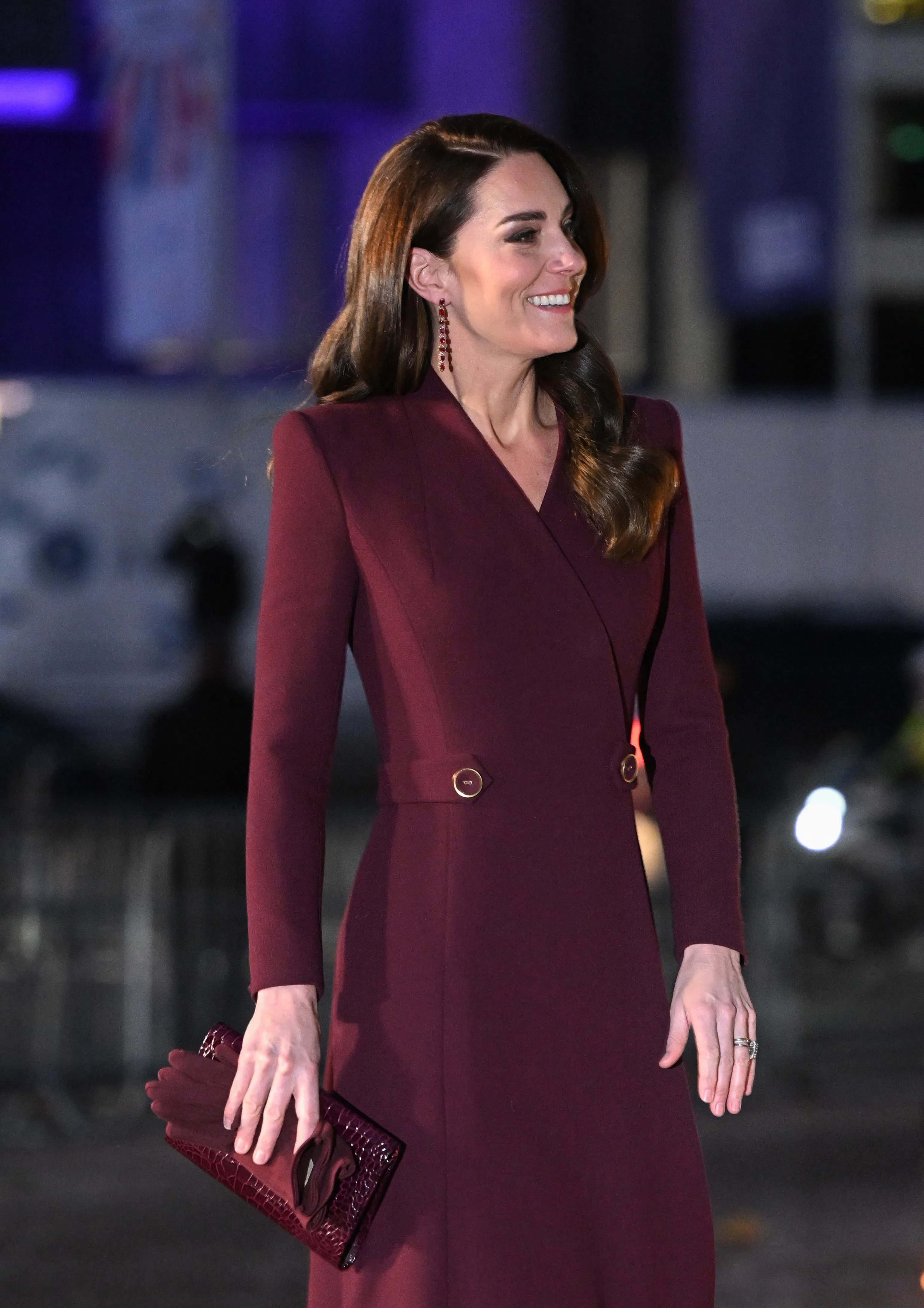 kate middleton burgundy dress Kate Middleton Burgundy Tea Length Dress 42nd Street Opening Night