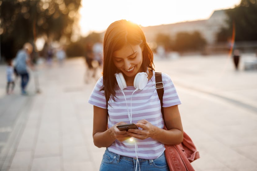 Flirty texts to send someone at work