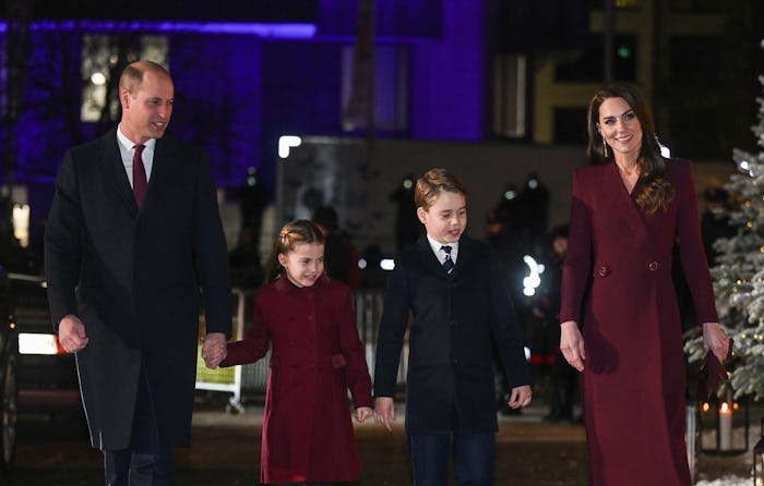 LONDON, ENGLAND - DECEMBER 15: (L-R) William, Prince of Wales, Princess Charlotte of Wales, Prince G...