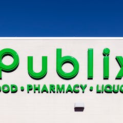 storefront of BETHLEHEM, GEORGIA for article on publix's new year's eve 2022 and new year's day 2023...