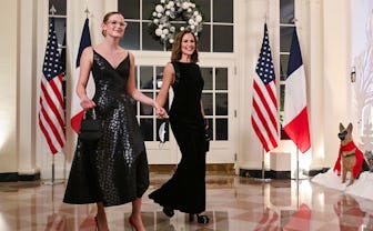US actress Jennifer Garner and her daughter Violet Affleck arrive at the White House to attend a sta...