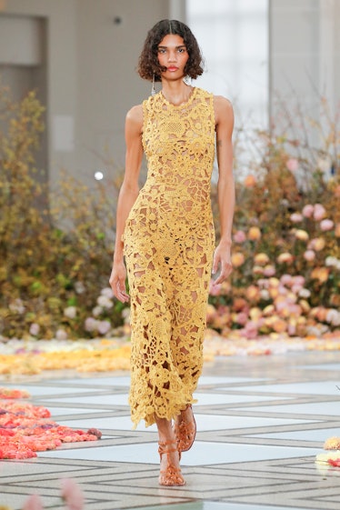 A model walks the runway during the Ulla Johnson Ready to Wear Spring/Summer 2023 fashion show weari...
