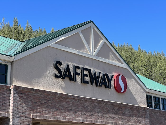 Facade of Safeway supermarket, in a story answering the question, "Is Safeway open on new years day?...