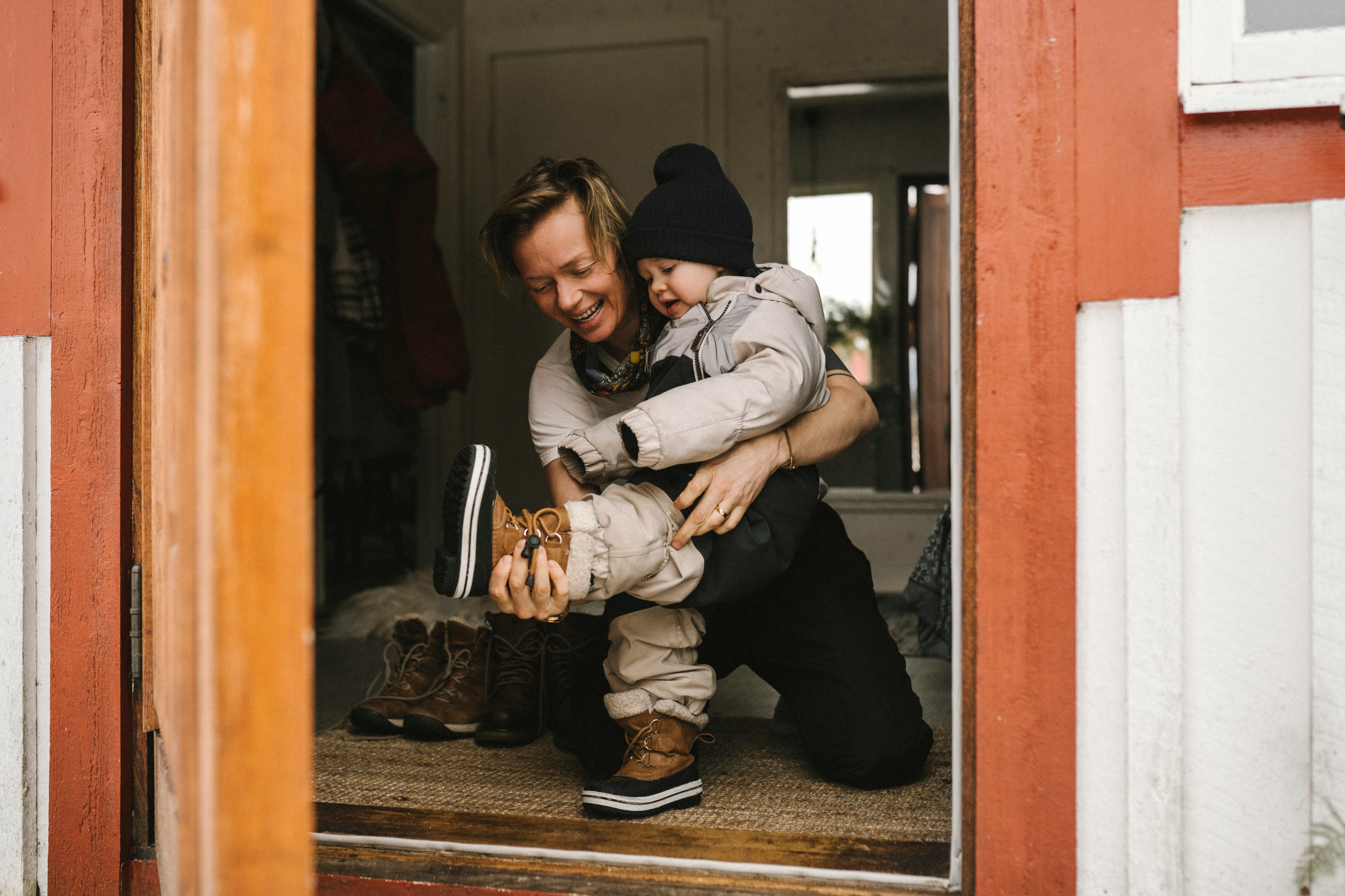 15 Second Hand Baby Stores For Clothing, Gear, Toys, & Furniture