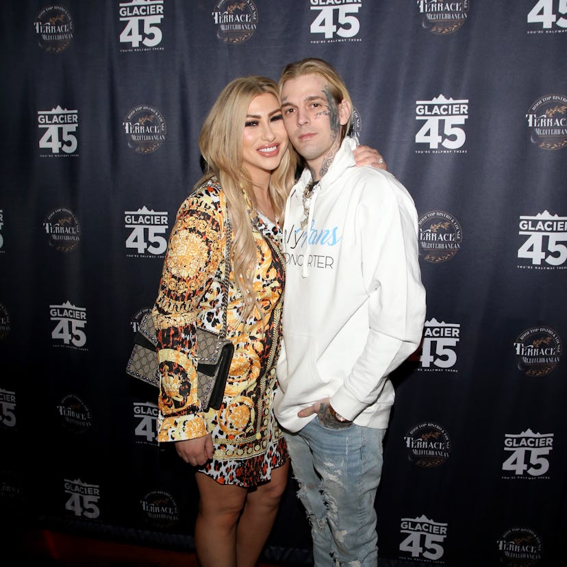 Aaron Carter's fiancée honored his memory on Christmas.