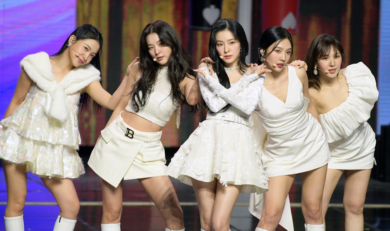 SEOUL, SOUTH KOREA - JANUARY 27: Red Velvet performs during the 11th Gaon Chart Music Awards at Jams...