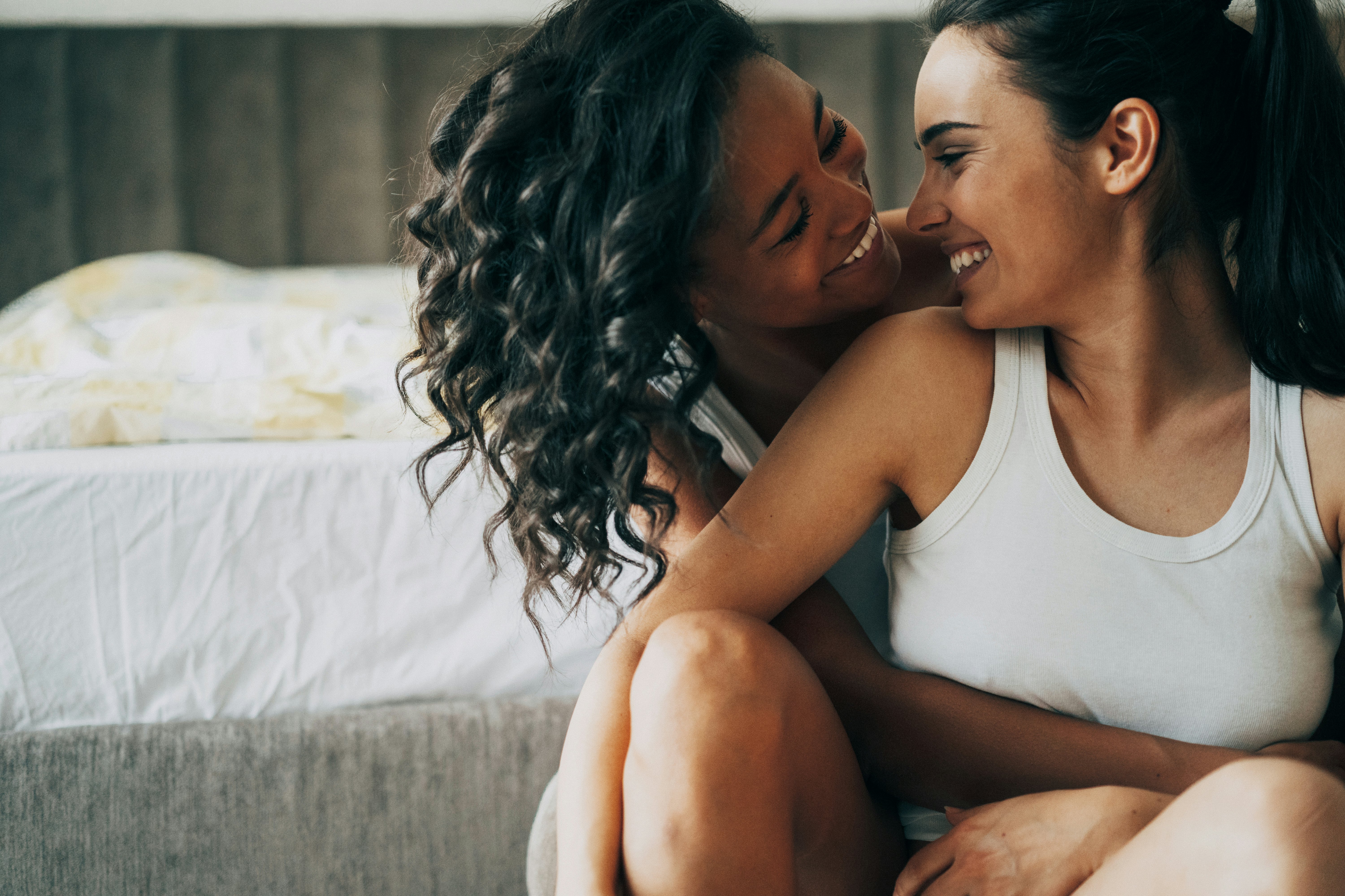 Should You Sleep With Someone To Get Over Your Ex? Experts Weigh In