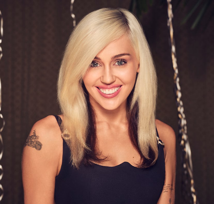 Miley Cyrus is one of the many celebrities who turned 30 in 2022.