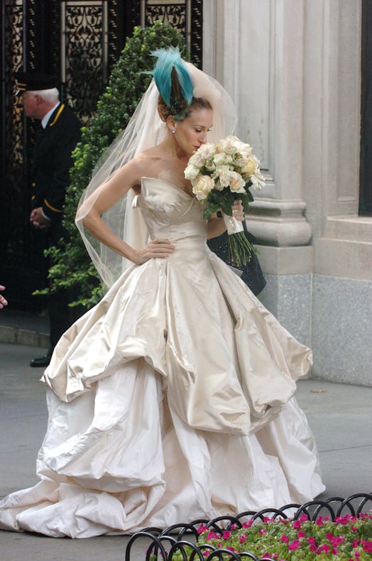 Sarah Jessica Parker in wedding dress at Filming of Sex And The City.