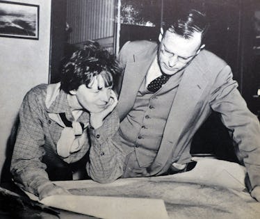 艾米莉亚·玛丽·埃尔哈特和她的丈夫乔治·帕特南。阿米莉亚·玛丽·埃尔哈特(生于1897年7月24日-…