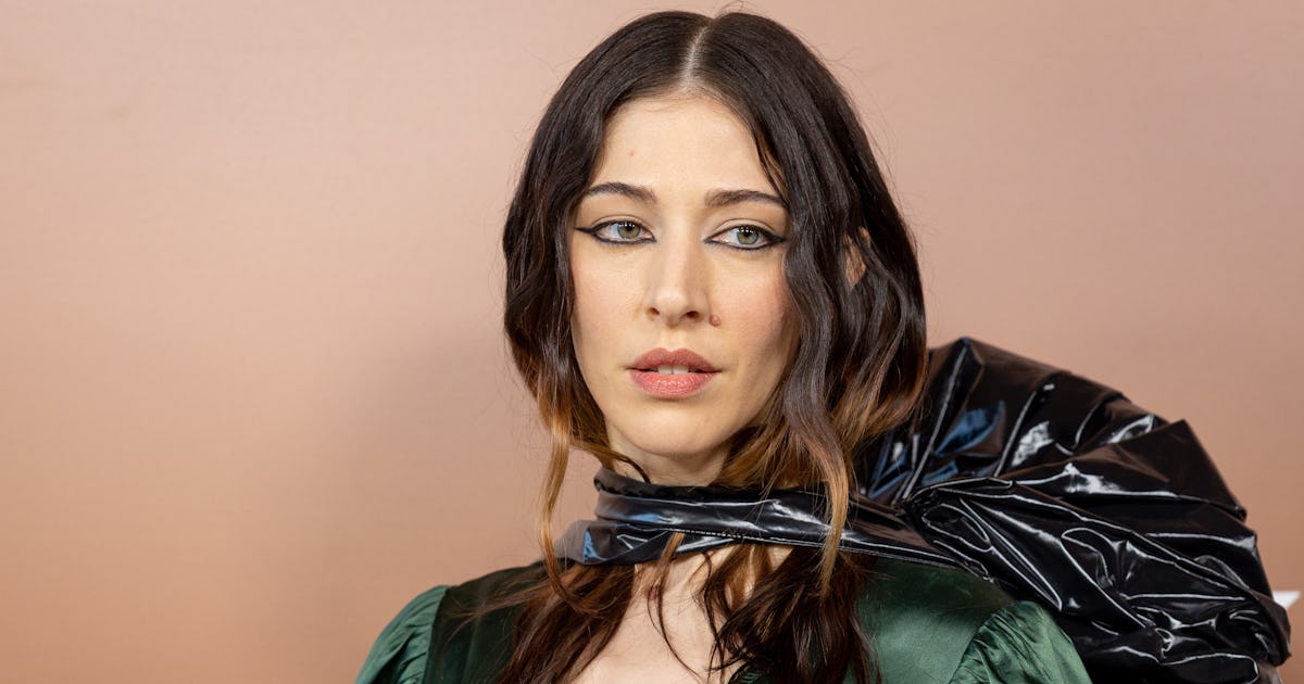 Caroline Polachek's 'Desire, I Want To Turn Into You' Release Date, Tracklist Caroline Polachek's 'Desire, I Want To Turn Into You' Release Date, Tracklist