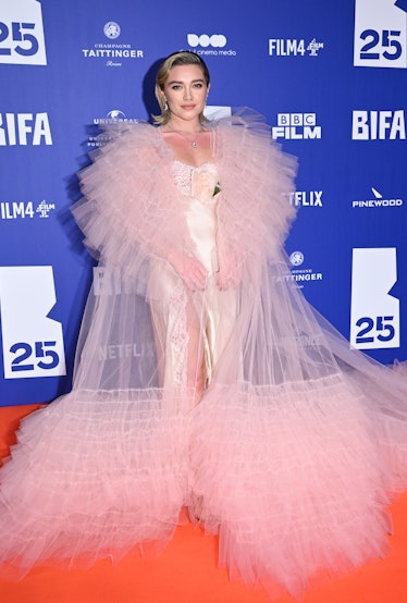 Luxury top designer fashions abe598f2-0d10-40f4-954a-f79109e59840-getty-1446899319 Florence Pugh Goes Full Boudoir on the Red Carpet  