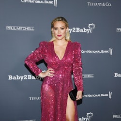 WEST HOLLYWOOD, CALIFORNIA - NOVEMBER 13: Hilary Duff attends the Baby2Baby 10-Year Gala Presented B...