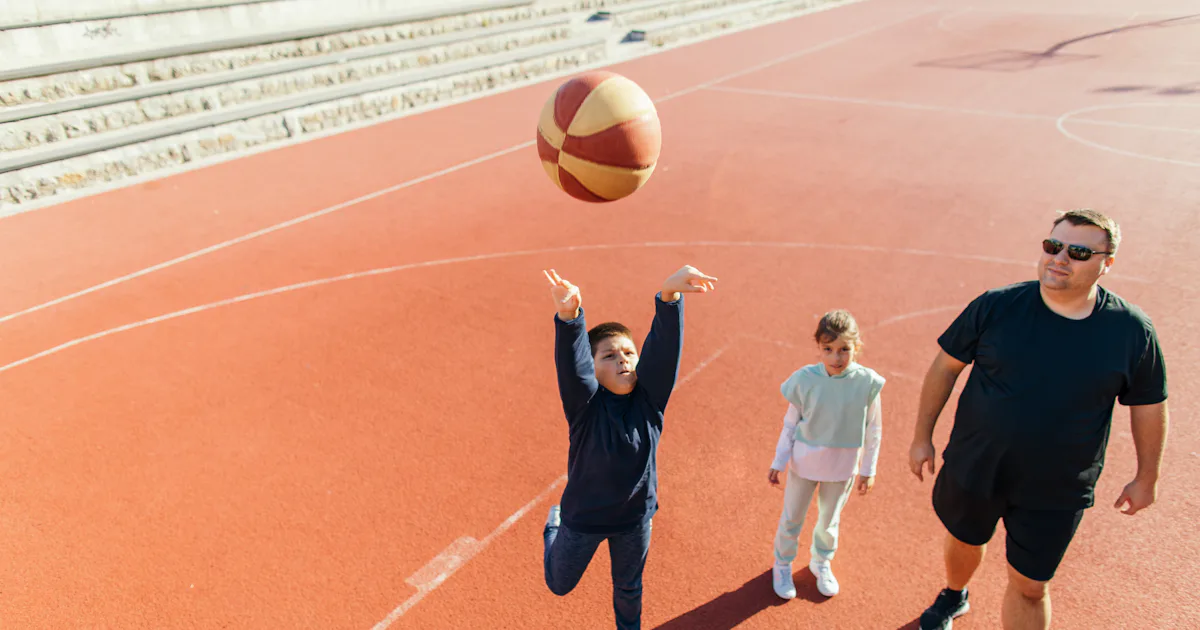 How To Teach Your Kid To Shoot A Basketball The Right Way how-to-teach-your-kid-to-shoot-a-basketball-the-right-way